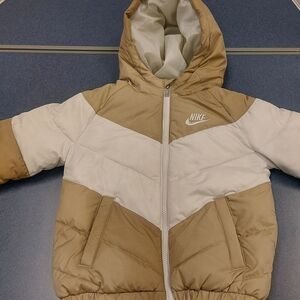 Nike Puffer Hooded Jacket